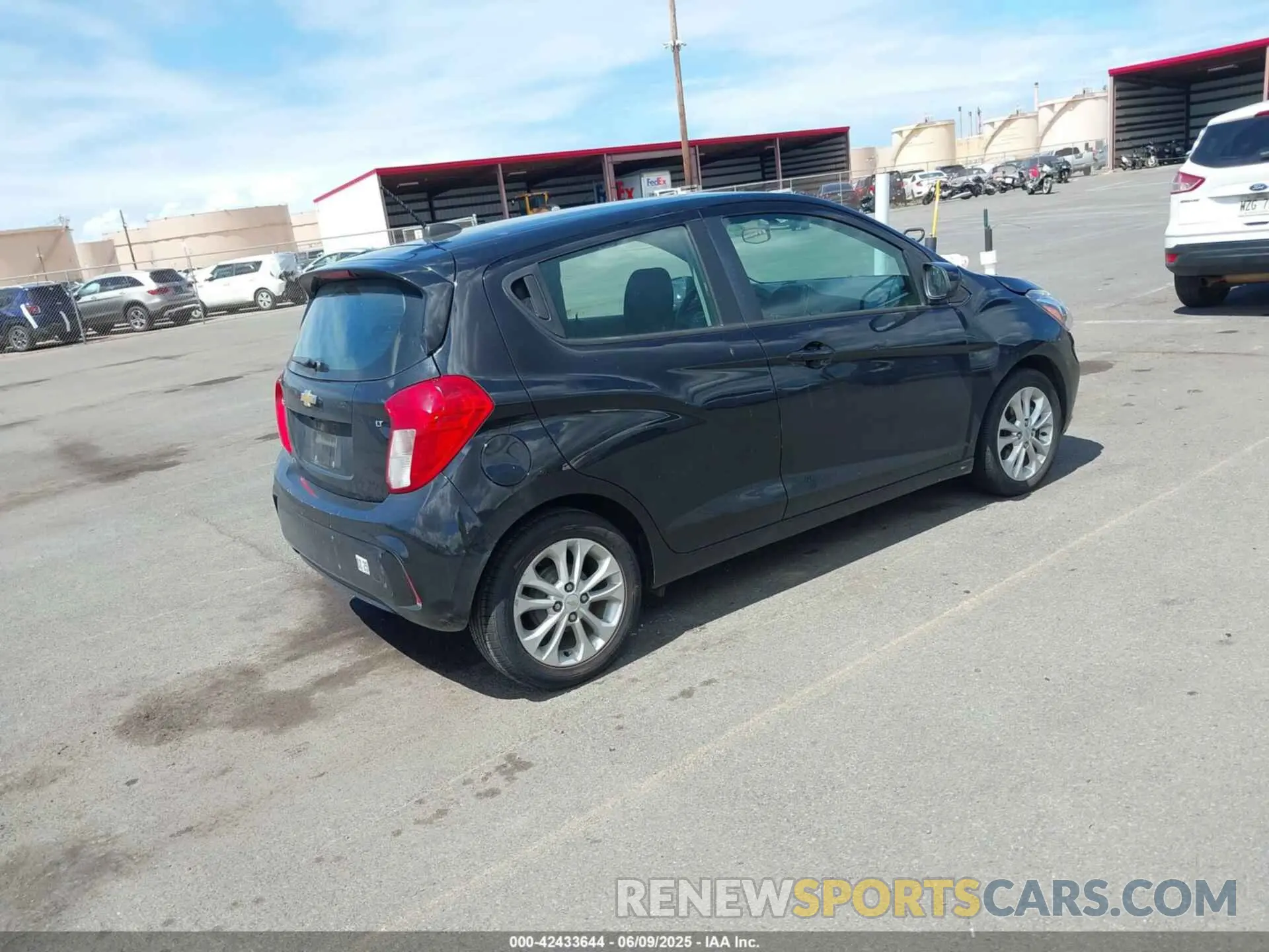4 Photograph of a damaged car KL8CD6SAXLC428826 CHEVROLET SPARK 2020