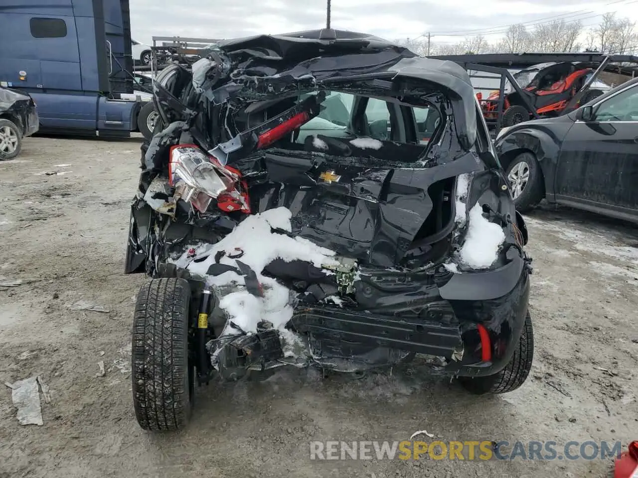 6 Photograph of a damaged car KL8CB6SA1MC701093 CHEVROLET SPARK 2021