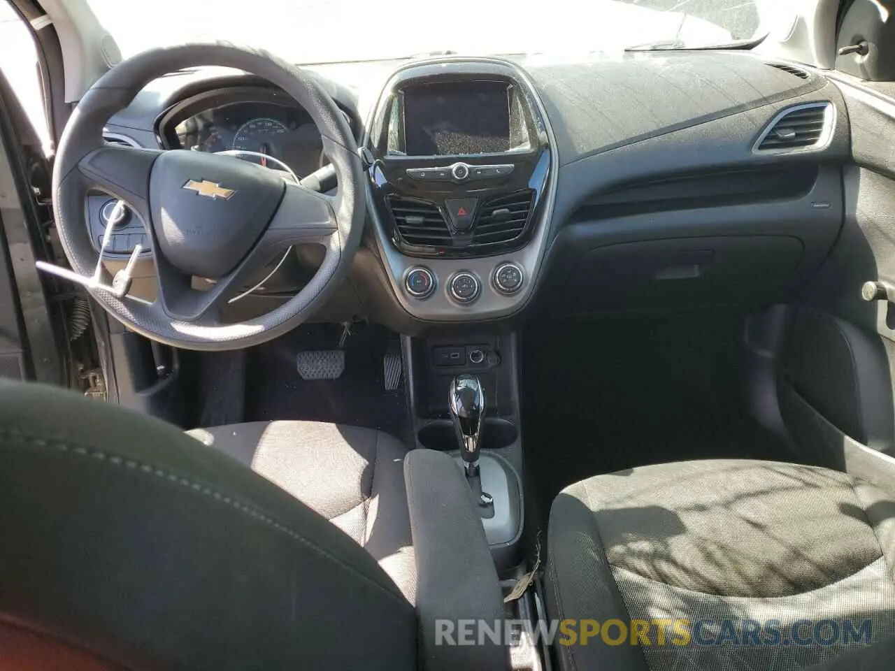 8 Photograph of a damaged car KL8CB6SA1MC730349 CHEVROLET SPARK 2021