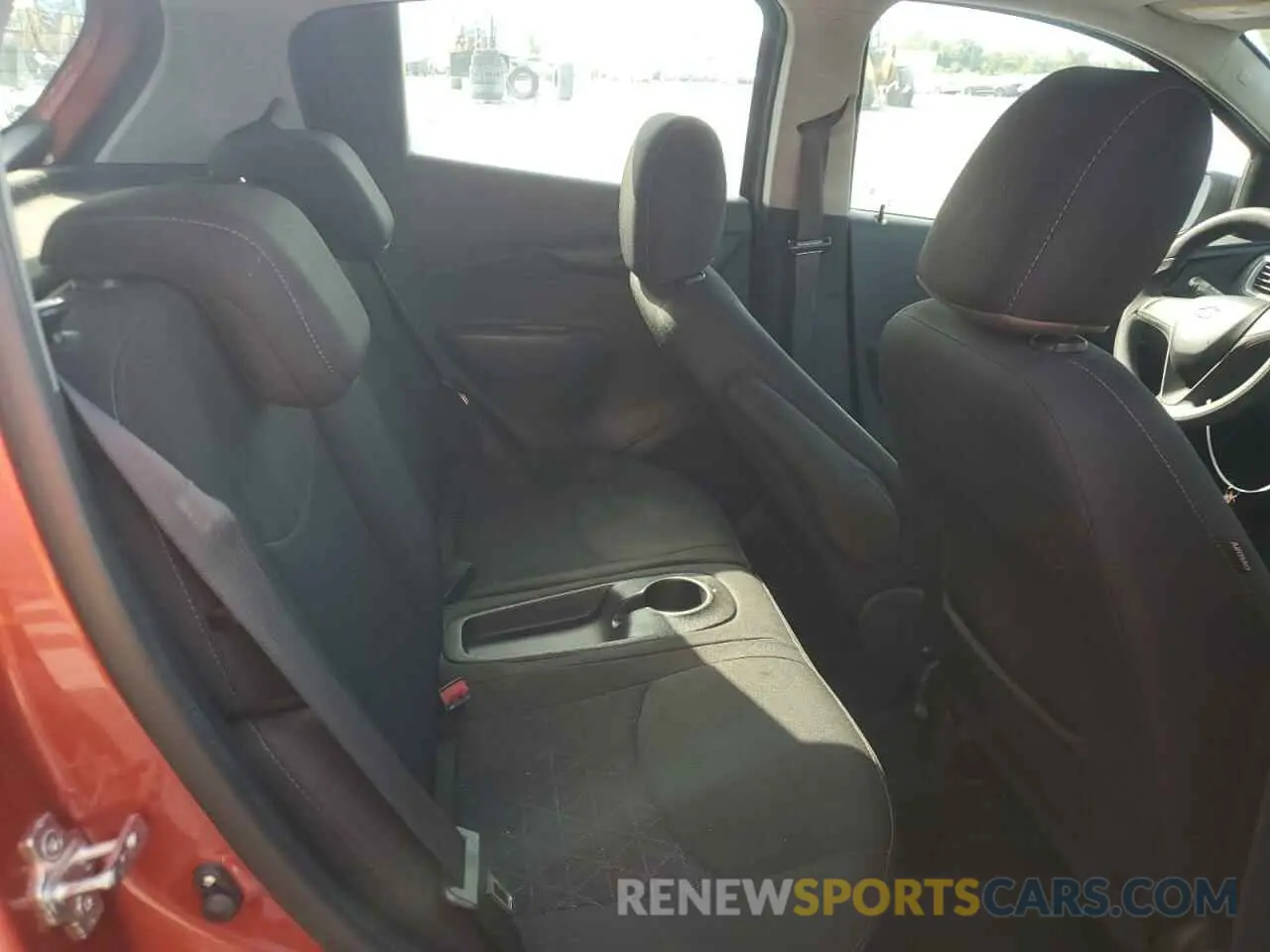 10 Photograph of a damaged car KL8CB6SA3MC227471 CHEVROLET SPARK 2021