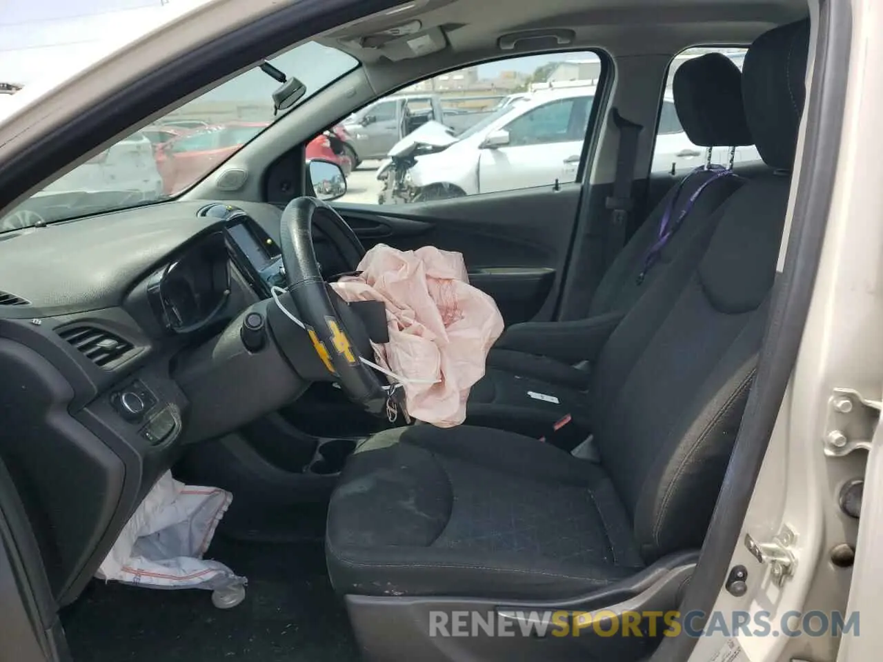 7 Photograph of a damaged car KL8CB6SA3MC712841 CHEVROLET SPARK 2021
