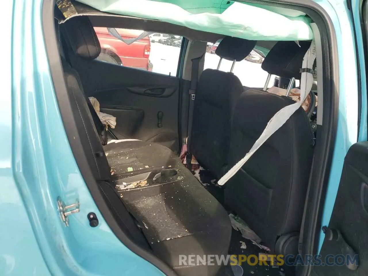 10 Photograph of a damaged car KL8CB6SA4MC222294 CHEVROLET SPARK 2021