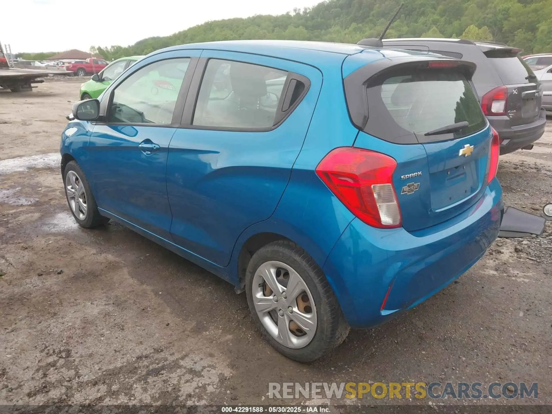 3 Photograph of a damaged car KL8CB6SA4MC702884 CHEVROLET SPARK 2021