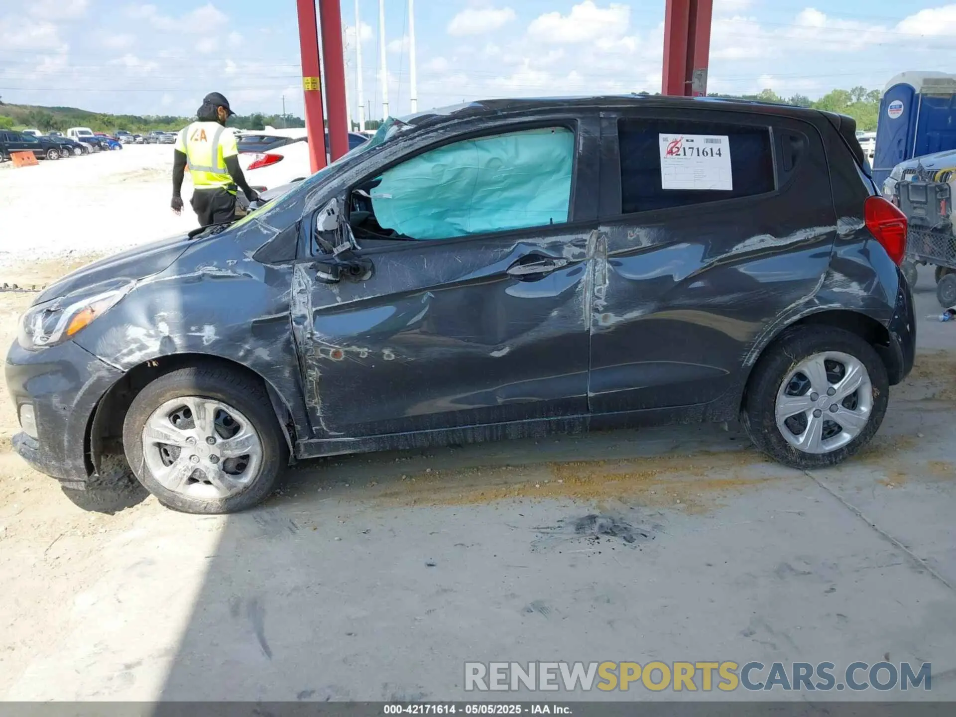 14 Photograph of a damaged car KL8CB6SA4MC718874 CHEVROLET SPARK 2021