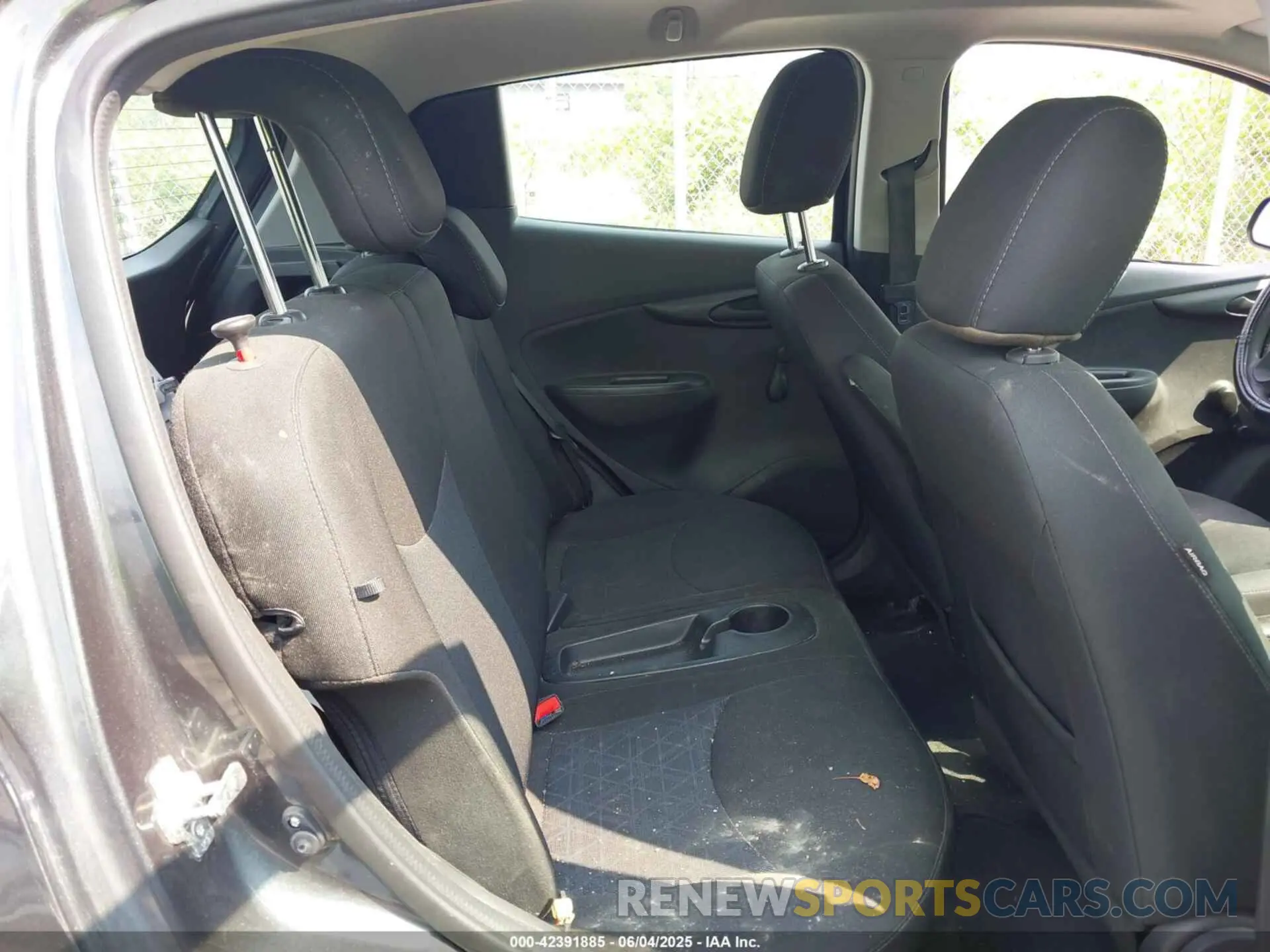 8 Photograph of a damaged car KL8CB6SA5MC742455 CHEVROLET SPARK 2021