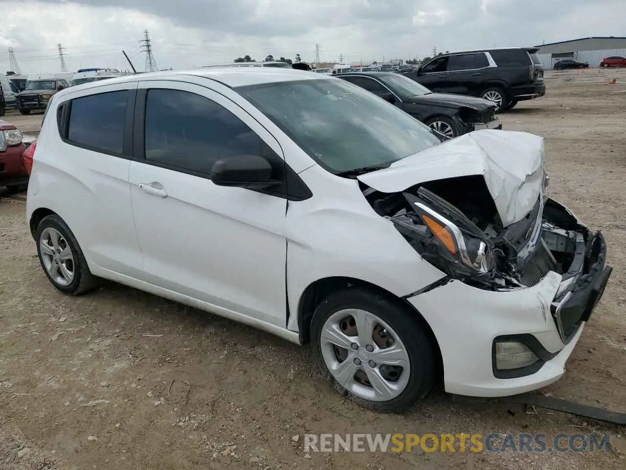 4 Photograph of a damaged car KL8CB6SA6MC708279 CHEVROLET SPARK 2021