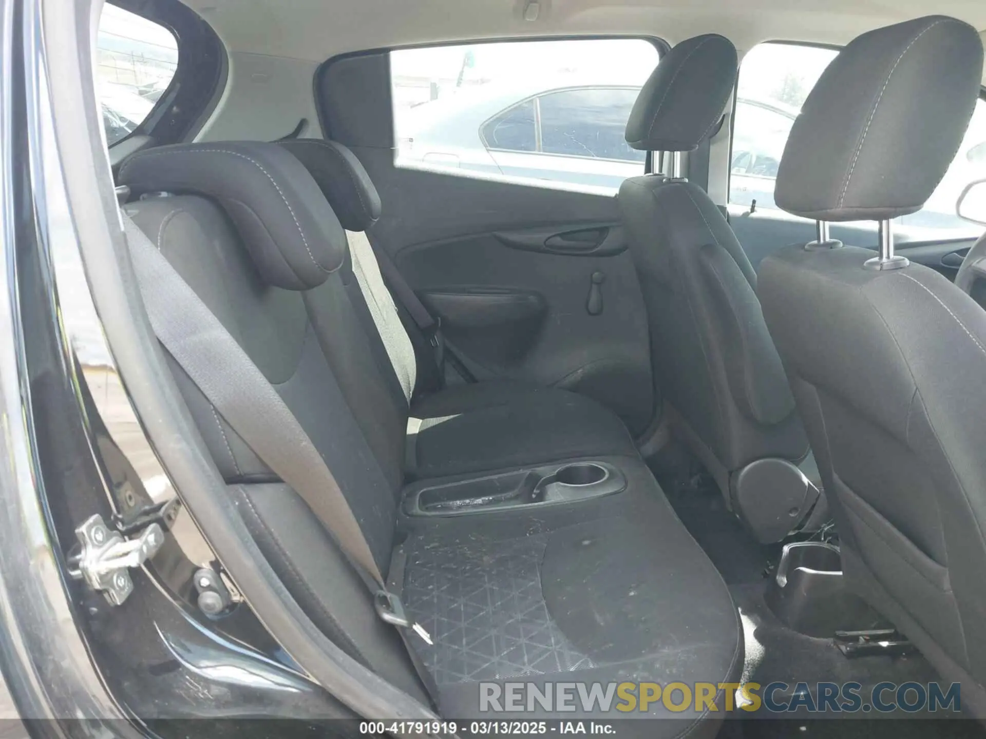 8 Photograph of a damaged car KL8CB6SA6MC715894 CHEVROLET SPARK 2021
