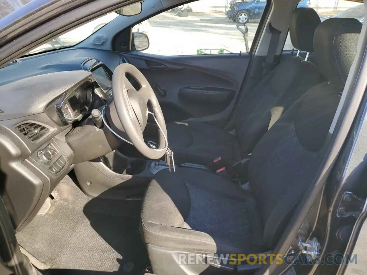 7 Photograph of a damaged car KL8CB6SA7MC705925 CHEVROLET SPARK 2021