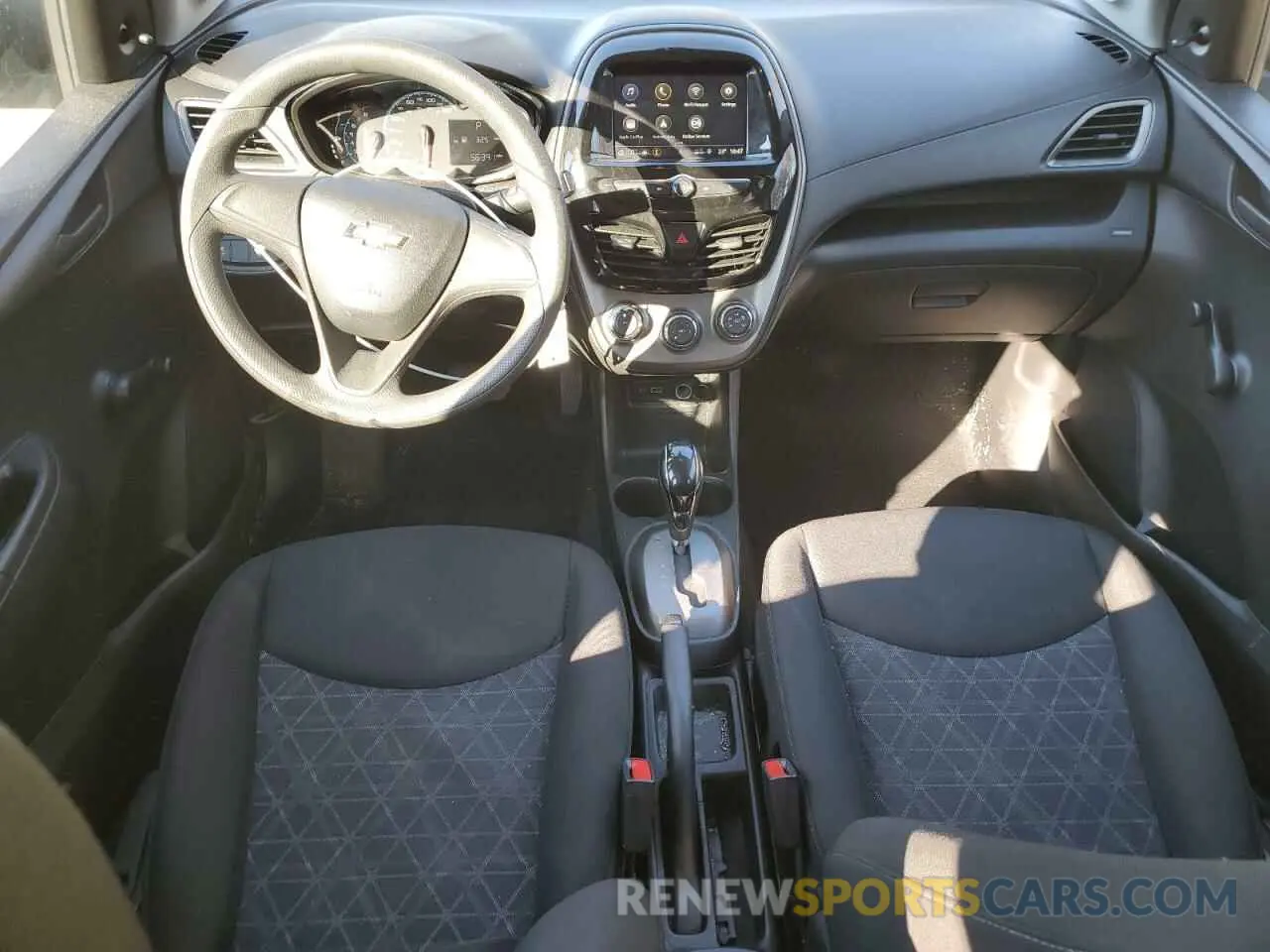 8 Photograph of a damaged car KL8CB6SA7MC705925 CHEVROLET SPARK 2021