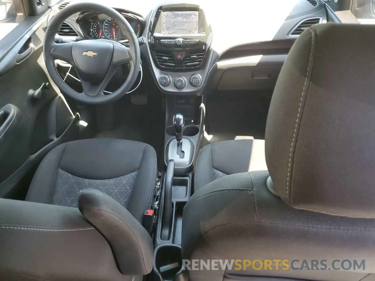 8 Photograph of a damaged car KL8CB6SA7MC709750 CHEVROLET SPARK 2021