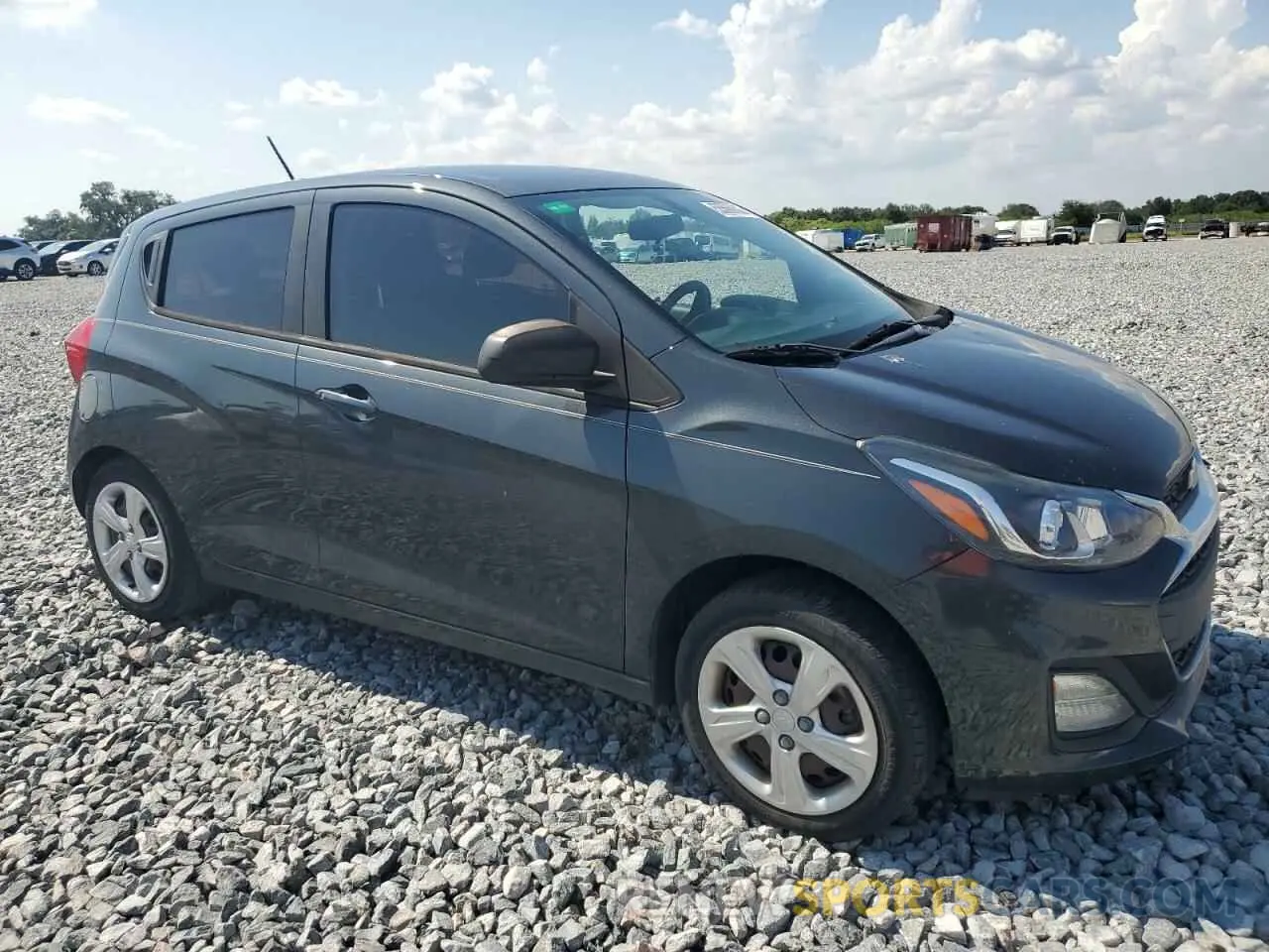 4 Photograph of a damaged car KL8CB6SA7MC735913 CHEVROLET SPARK 2021