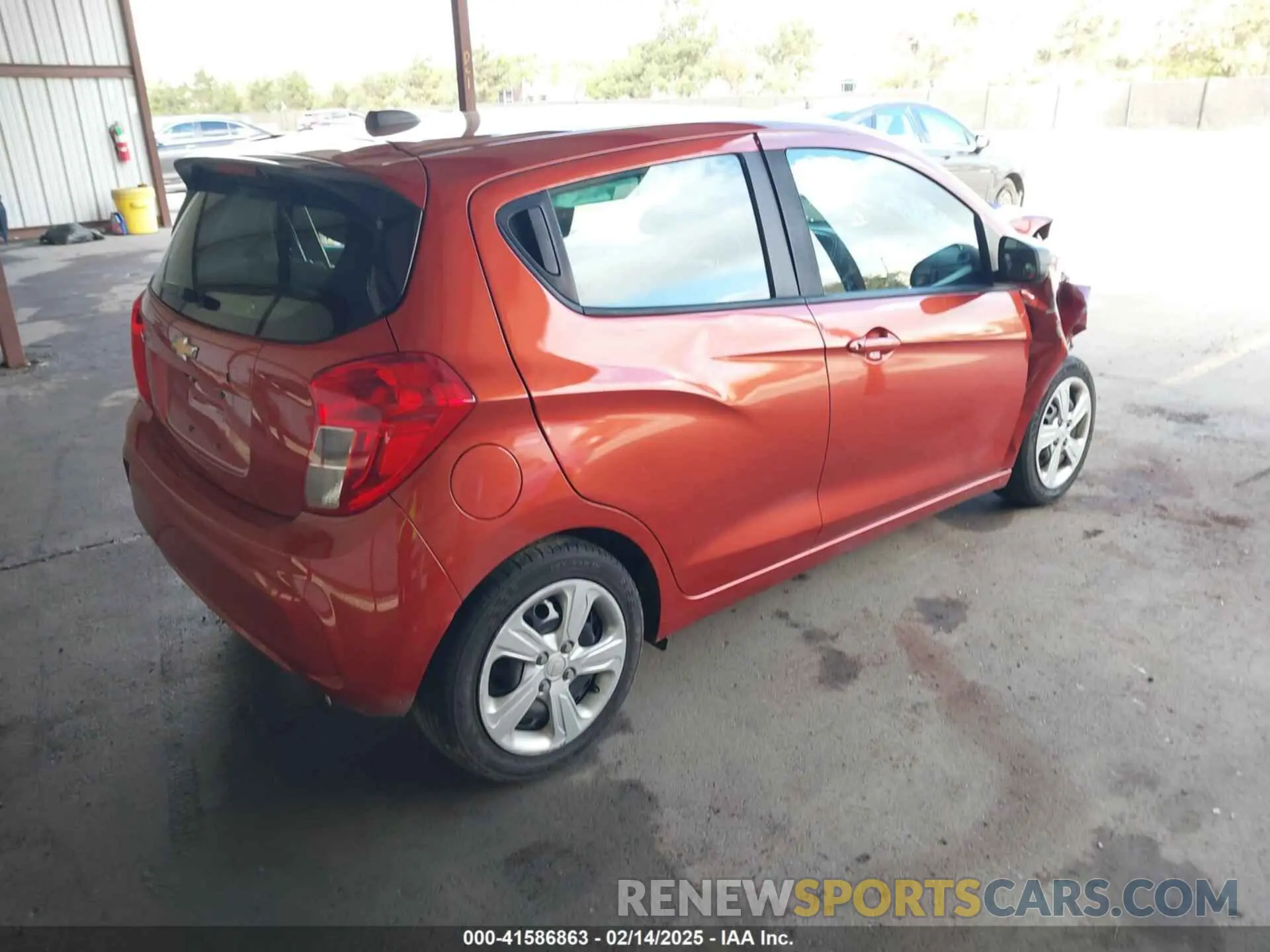 4 Photograph of a damaged car KL8CB6SA9MC711063 CHEVROLET SPARK 2021