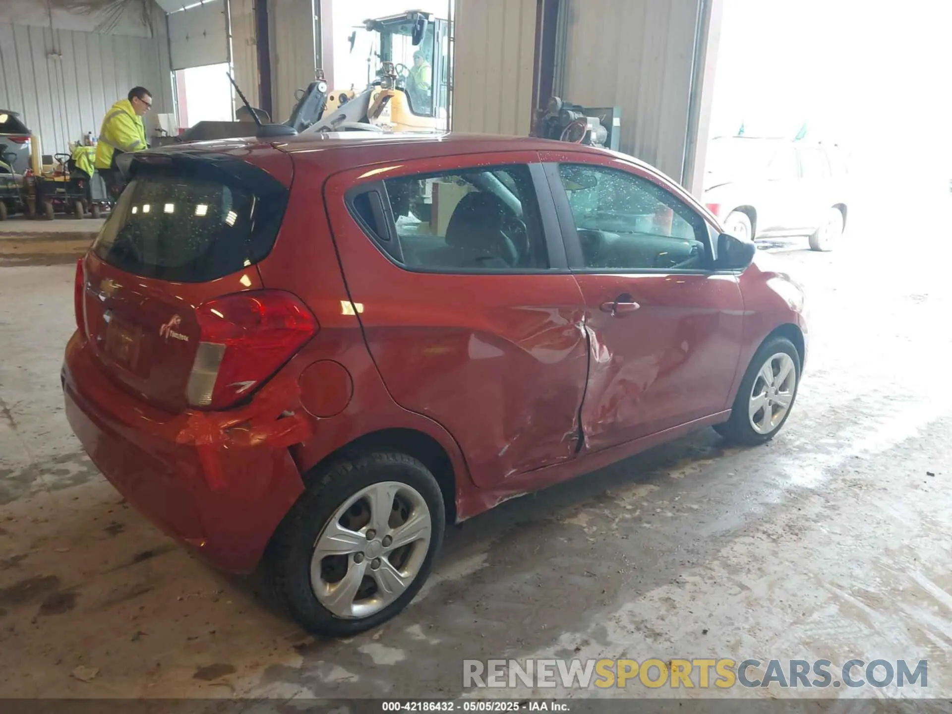 4 Photograph of a damaged car KL8CB6SA9MC728672 CHEVROLET SPARK 2021