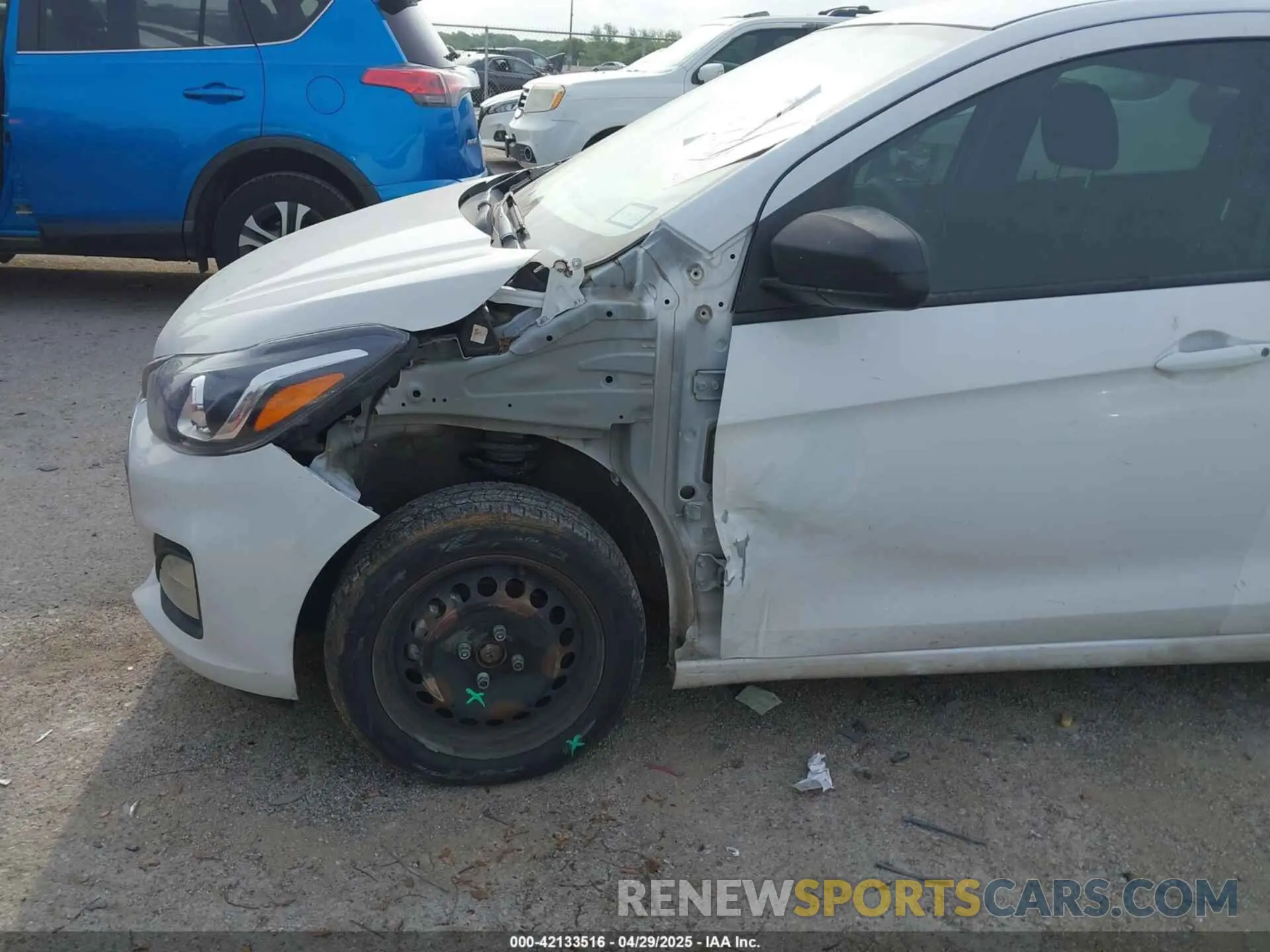6 Photograph of a damaged car KL8CB6SAXMC715610 CHEVROLET SPARK 2021