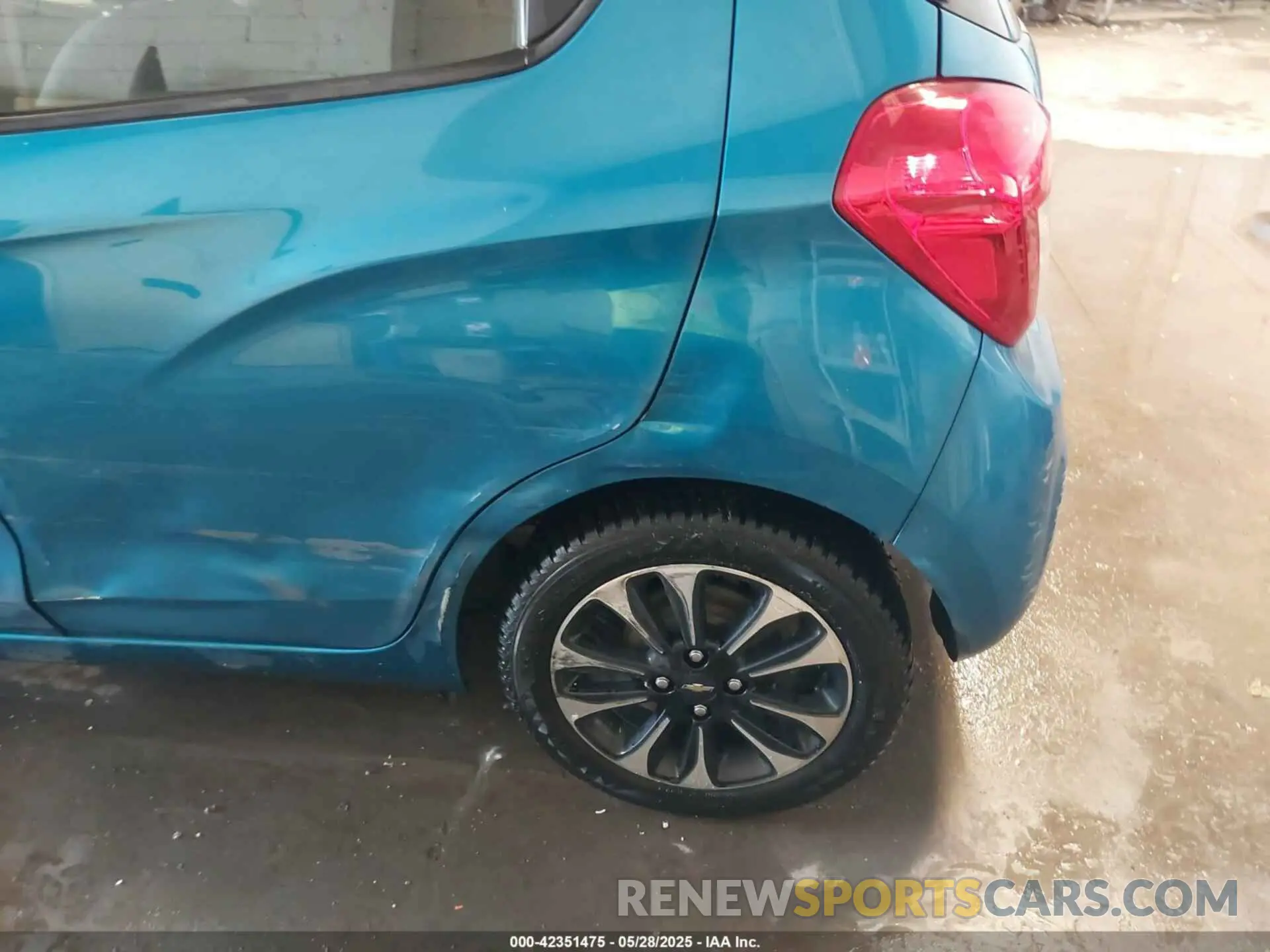 19 Photograph of a damaged car KL8CC6SA3MC715025 CHEVROLET SPARK 2021