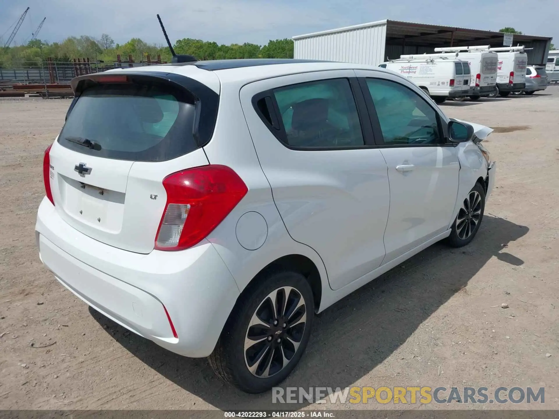4 Photograph of a damaged car KL8CC6SA8MC725789 CHEVROLET SPARK 2021