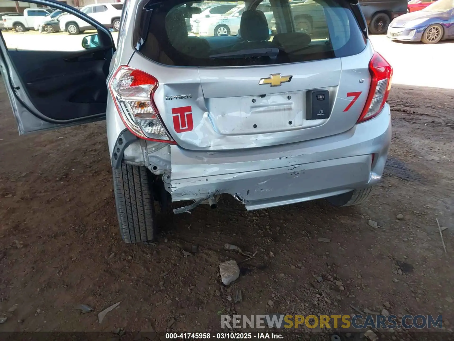 21 Photograph of a damaged car KL8CD6SA0MC216194 CHEVROLET SPARK 2021
