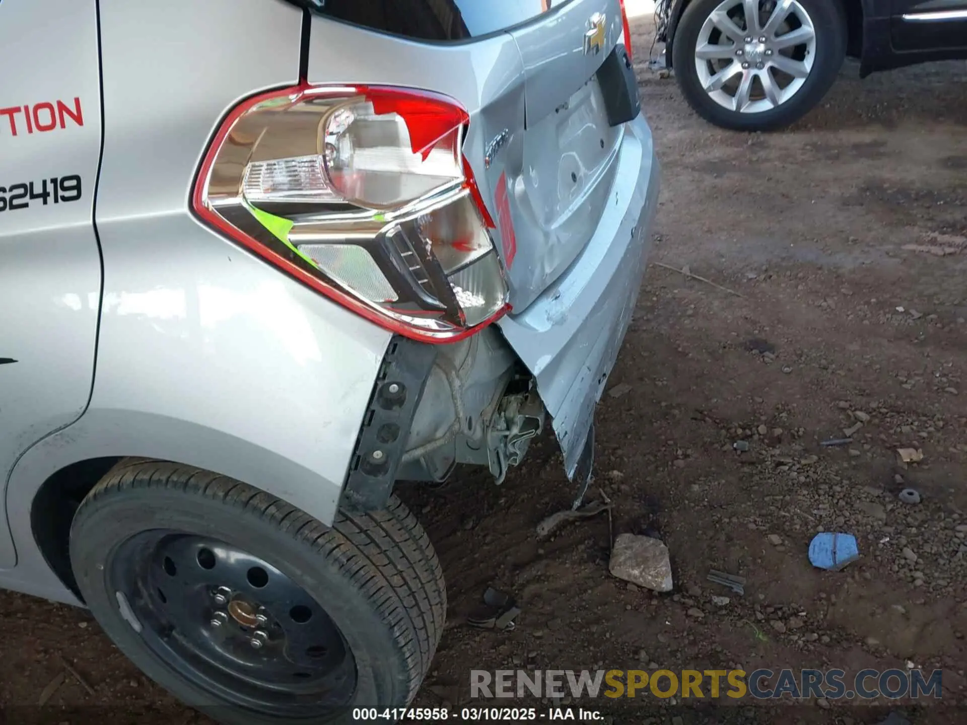 6 Photograph of a damaged car KL8CD6SA0MC216194 CHEVROLET SPARK 2021