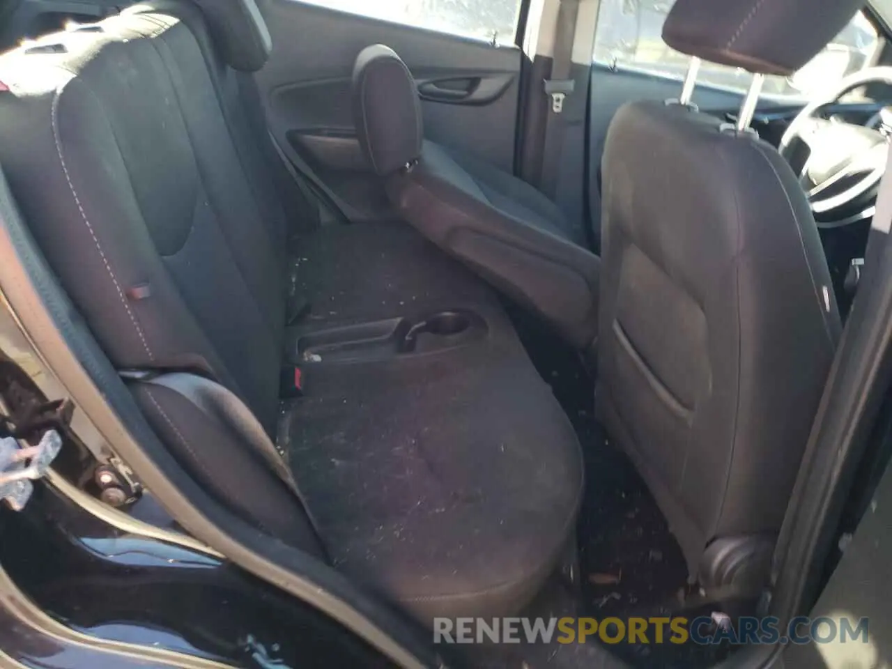 11 Photograph of a damaged car KL8CD6SA0MC736749 CHEVROLET SPARK 2021