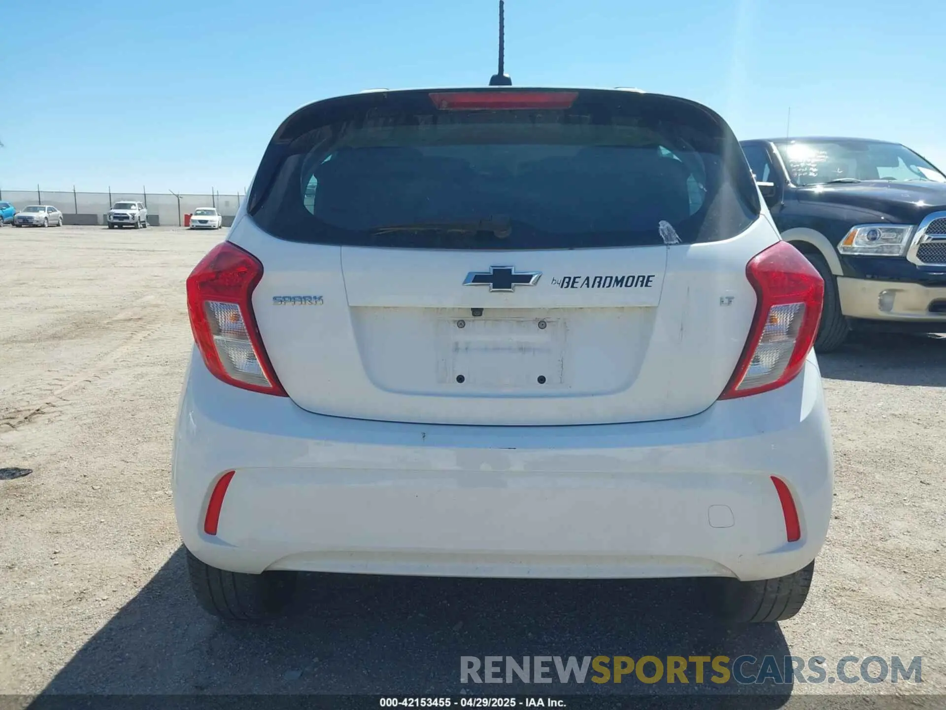 16 Photograph of a damaged car KL8CD6SA0MC741532 CHEVROLET SPARK 2021