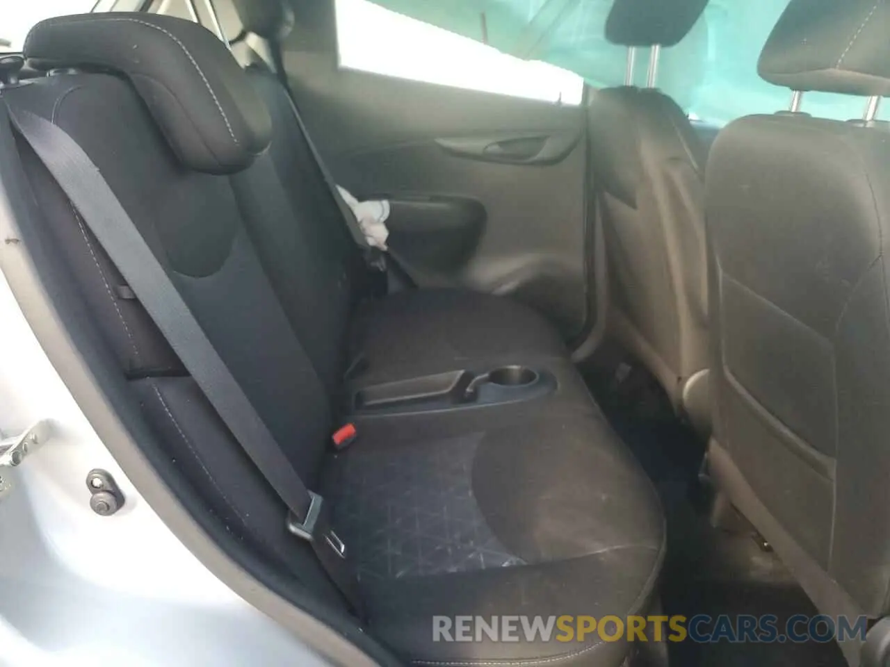 12 Photograph of a damaged car KL8CD6SA1MC722648 CHEVROLET SPARK 2021