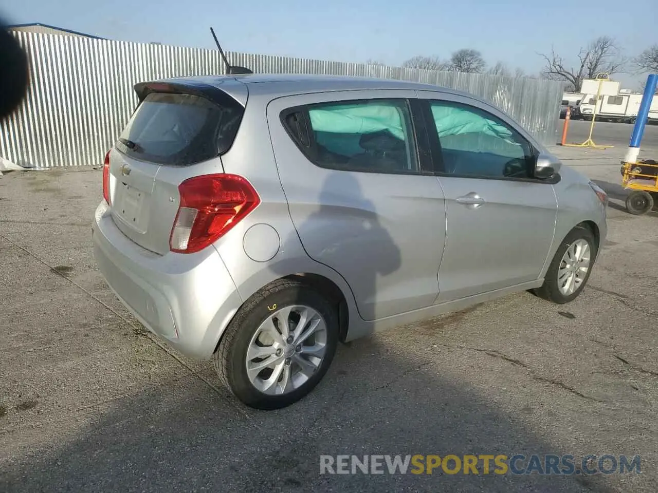 3 Photograph of a damaged car KL8CD6SA1MC722648 CHEVROLET SPARK 2021