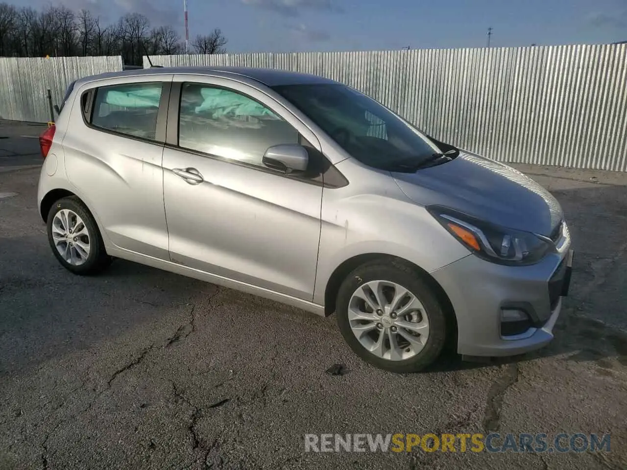 4 Photograph of a damaged car KL8CD6SA1MC722648 CHEVROLET SPARK 2021
