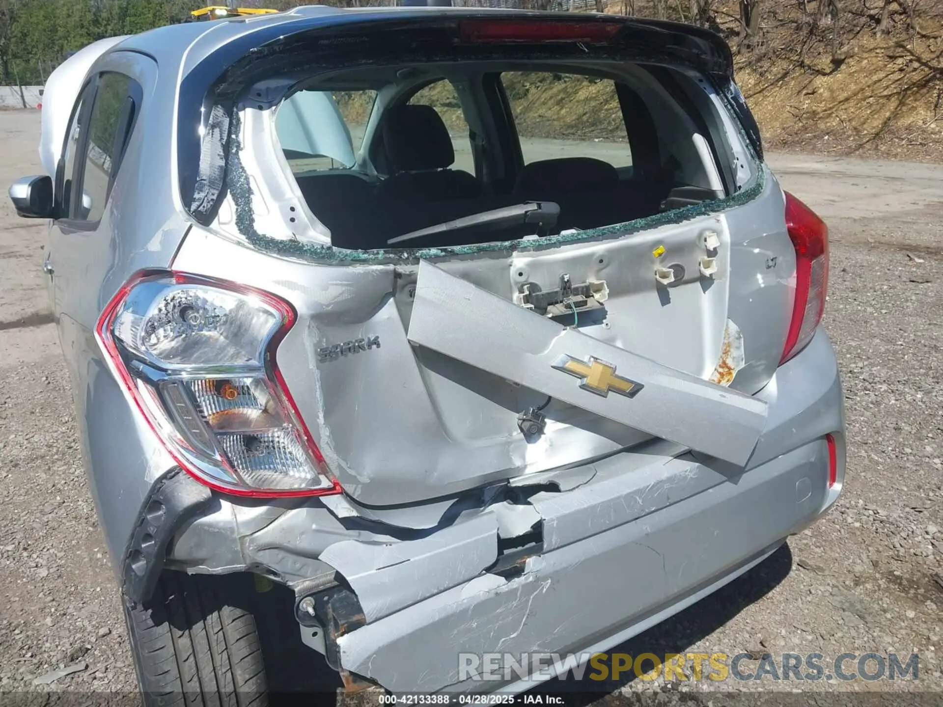 12 Photograph of a damaged car KL8CD6SA1MC726277 CHEVROLET SPARK 2021