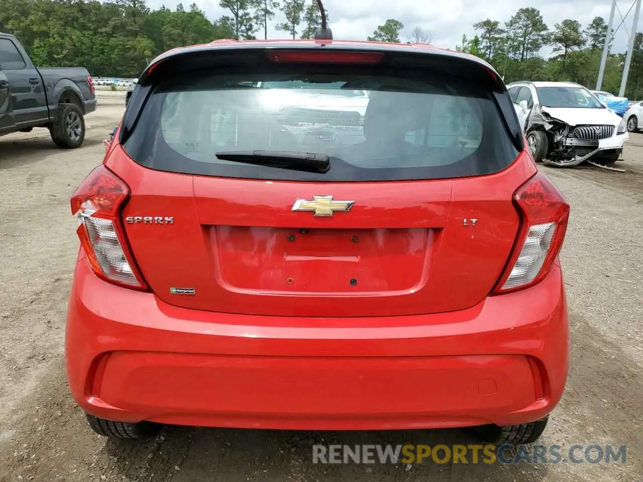 6 Photograph of a damaged car KL8CD6SA1MC747985 CHEVROLET SPARK 2021