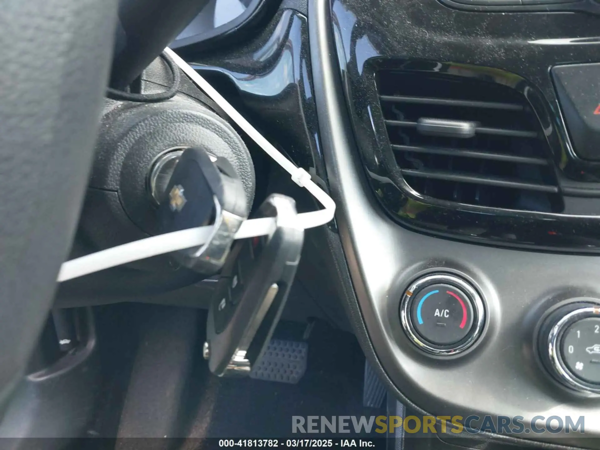 11 Photograph of a damaged car KL8CD6SA2MC719421 CHEVROLET SPARK 2021