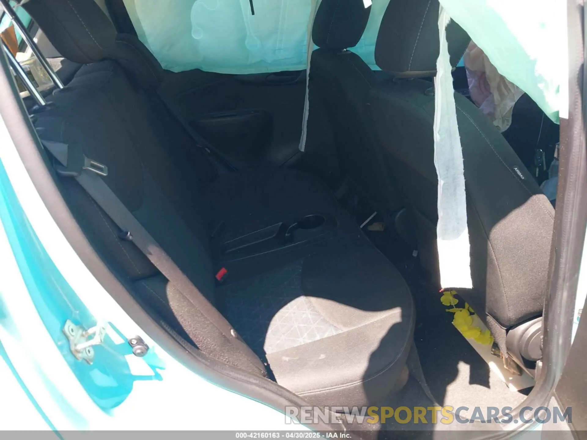 8 Photograph of a damaged car KL8CD6SA2MC725624 CHEVROLET SPARK 2021