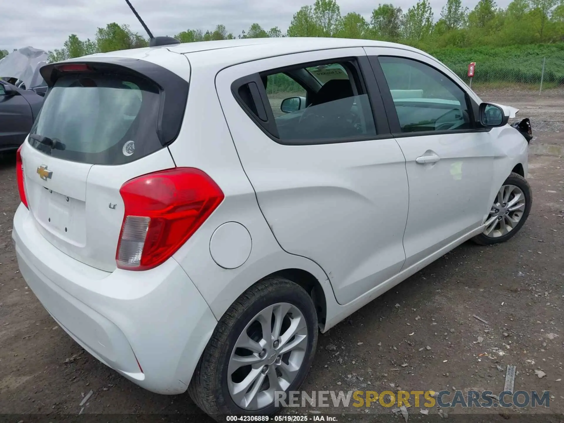 4 Photograph of a damaged car KL8CD6SA2MC751270 CHEVROLET SPARK 2021