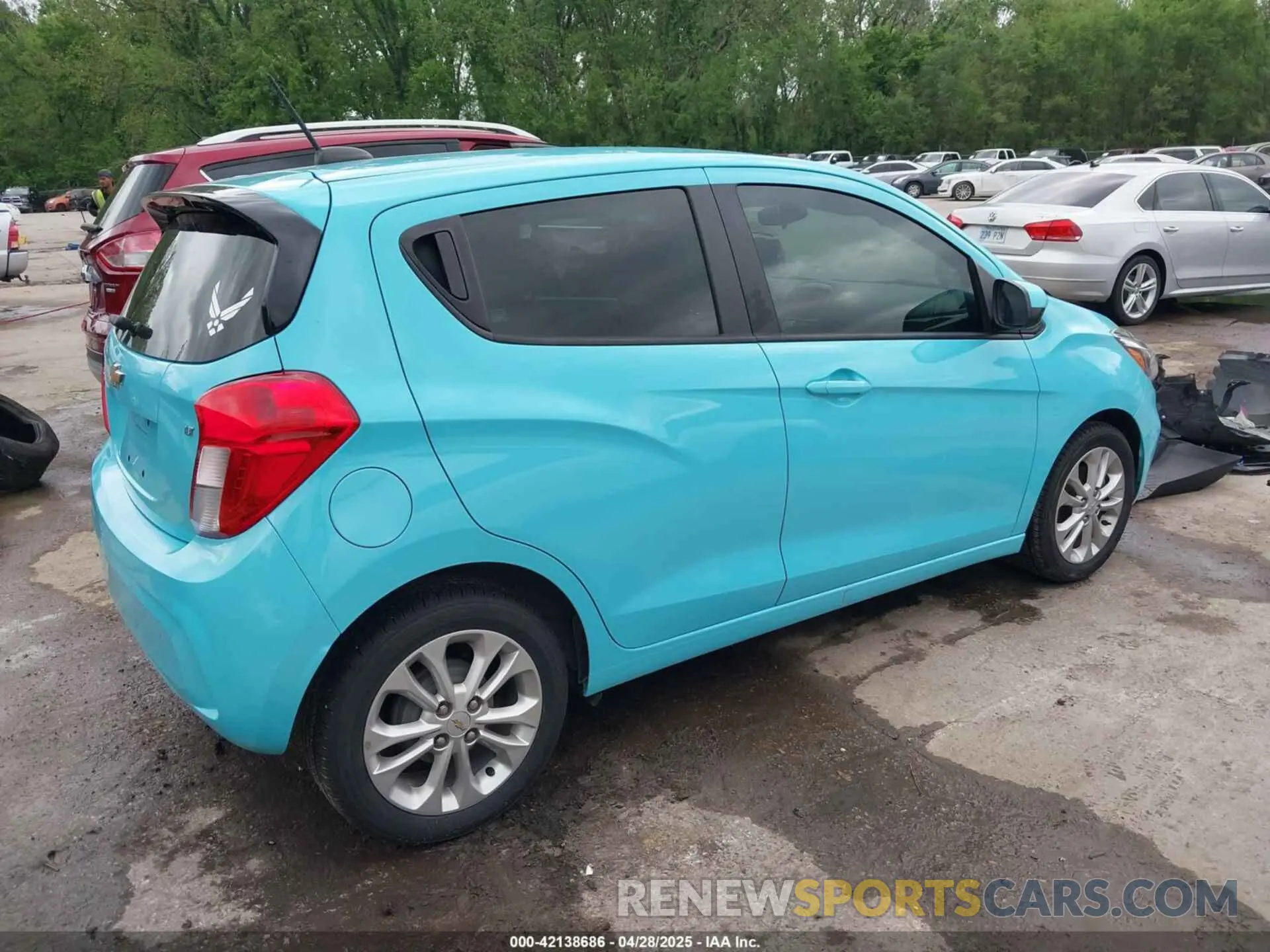 4 Photograph of a damaged car KL8CD6SA3MC728788 CHEVROLET SPARK 2021