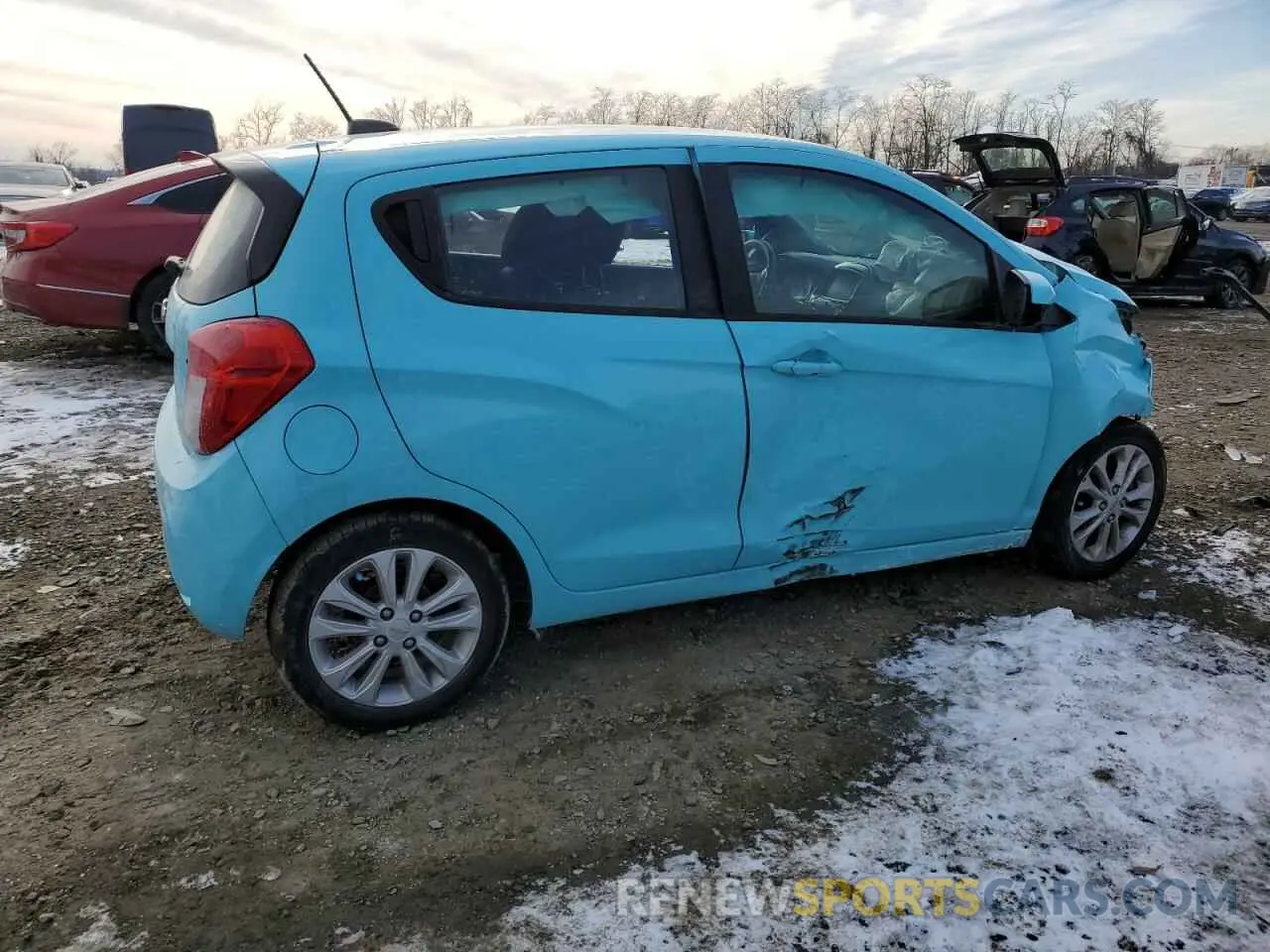 3 Photograph of a damaged car KL8CD6SA3MC736678 CHEVROLET SPARK 2021