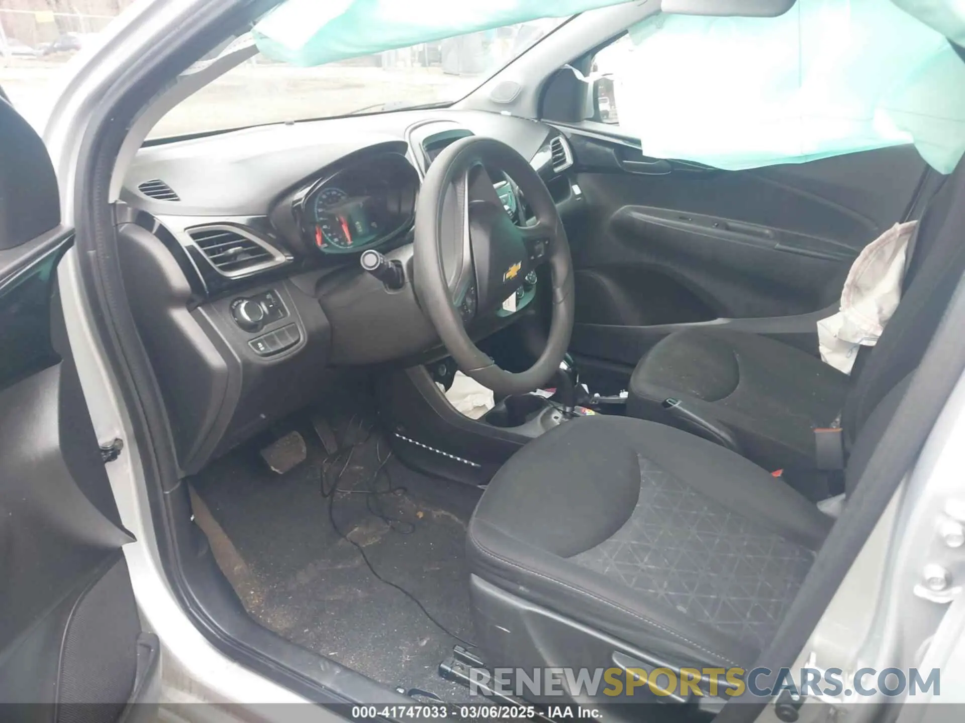 5 Photograph of a damaged car KL8CD6SA3MC743324 CHEVROLET SPARK 2021