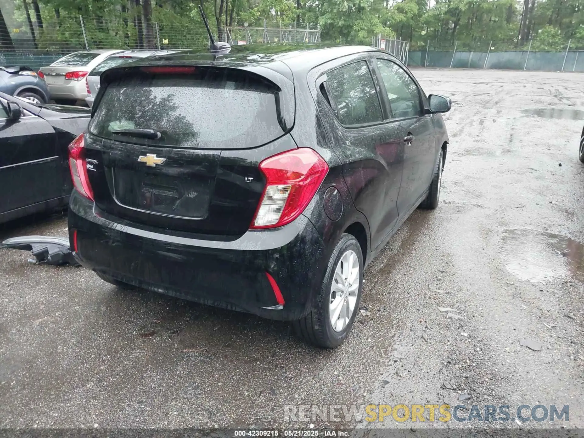 4 Photograph of a damaged car KL8CD6SA4MC704953 CHEVROLET SPARK 2021