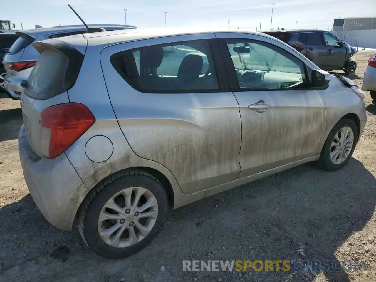 3 Photograph of a damaged car KL8CD6SA4MC724393 CHEVROLET SPARK 2021