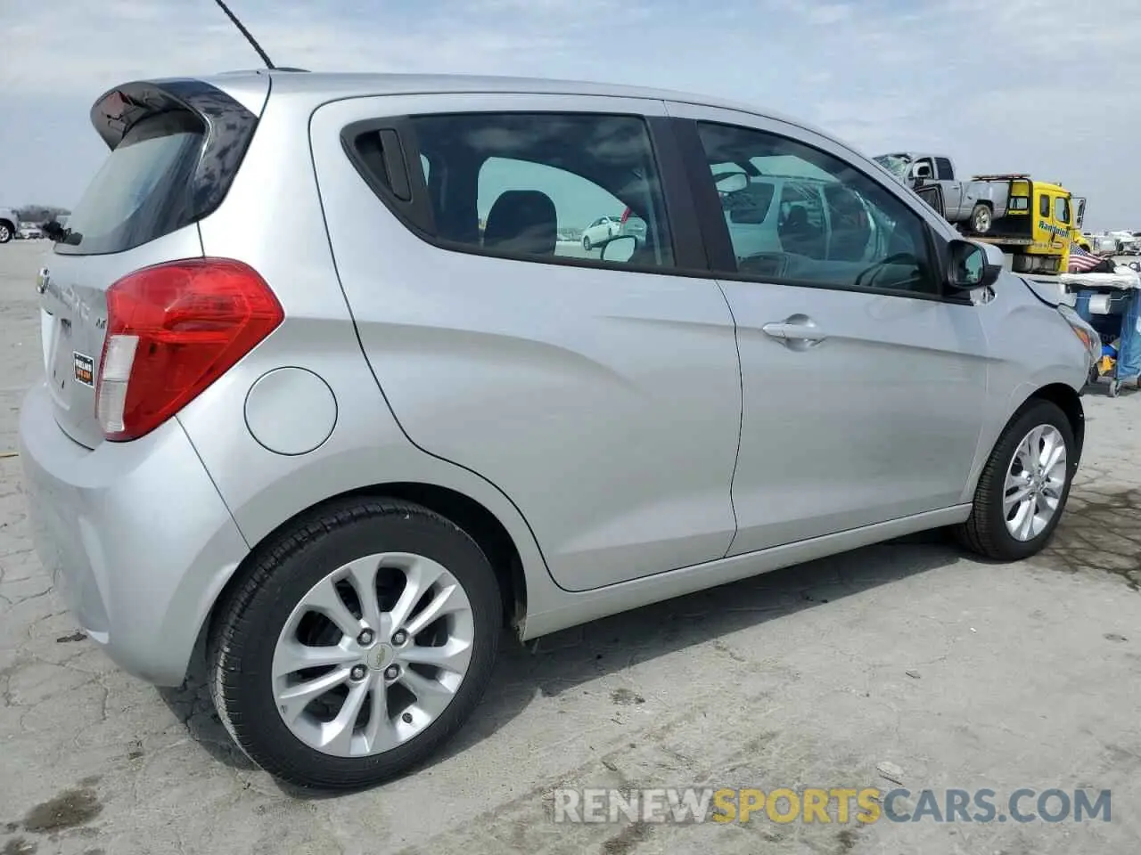3 Photograph of a damaged car KL8CD6SA5MC717887 CHEVROLET SPARK 2021