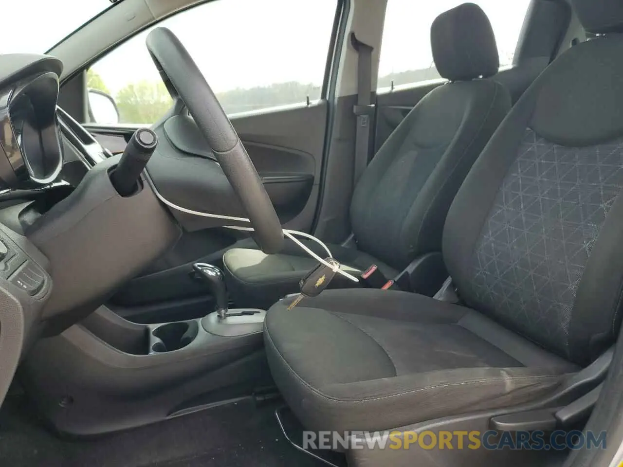 7 Photograph of a damaged car KL8CD6SA5MC717887 CHEVROLET SPARK 2021