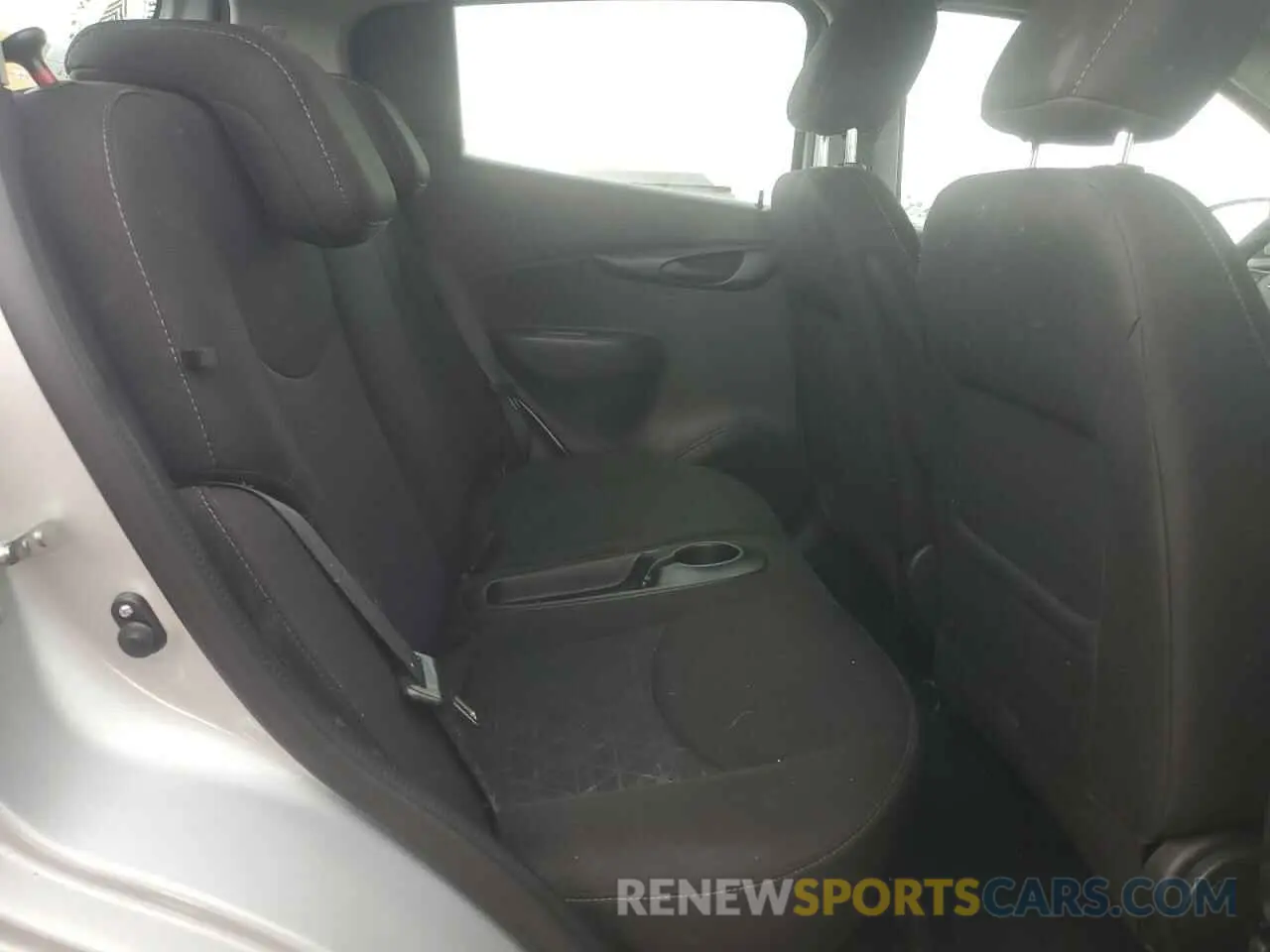 10 Photograph of a damaged car KL8CD6SA6MC223344 CHEVROLET SPARK 2021