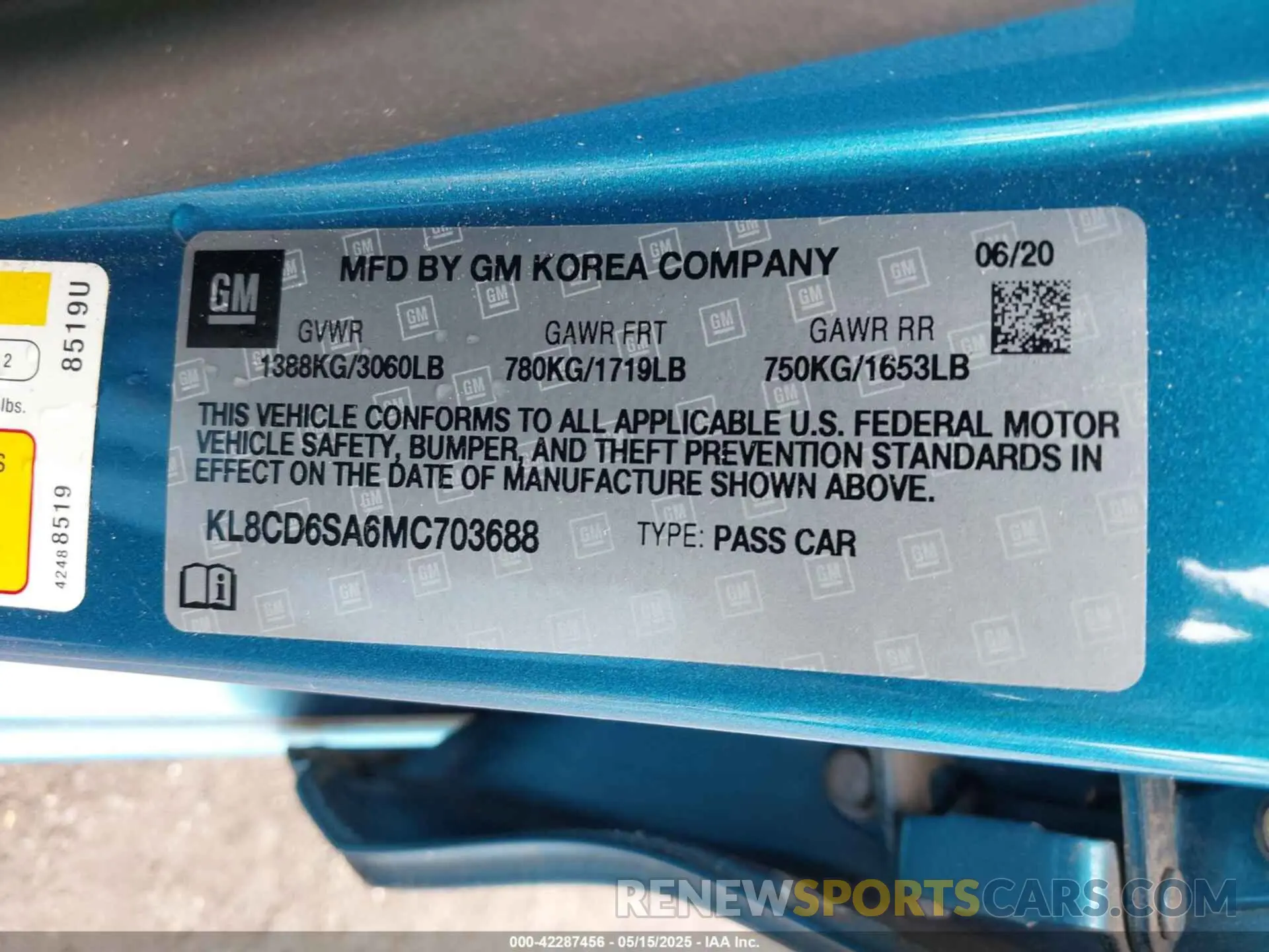 9 Photograph of a damaged car KL8CD6SA6MC703688 CHEVROLET SPARK 2021