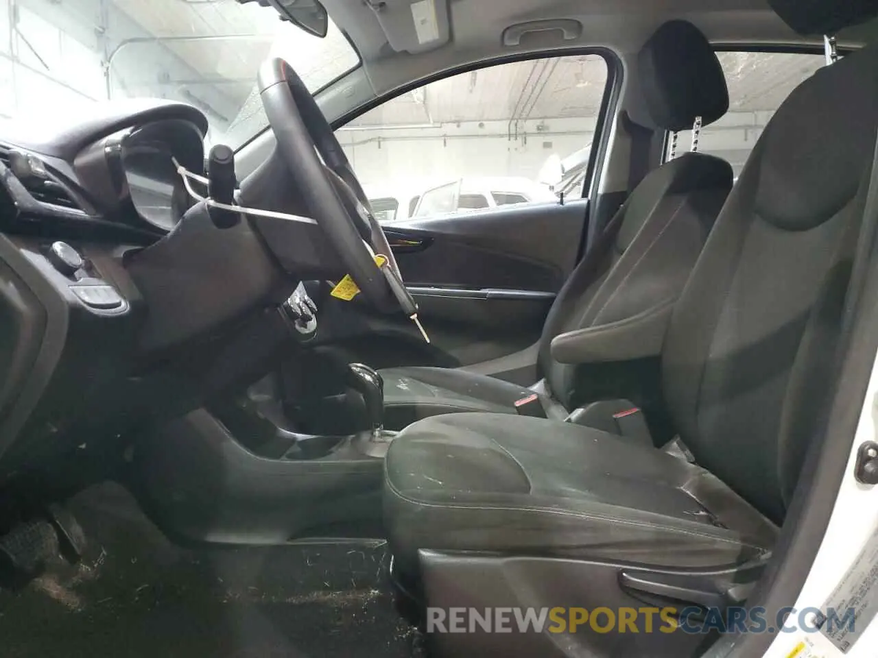 7 Photograph of a damaged car KL8CD6SA6MC717851 CHEVROLET SPARK 2021