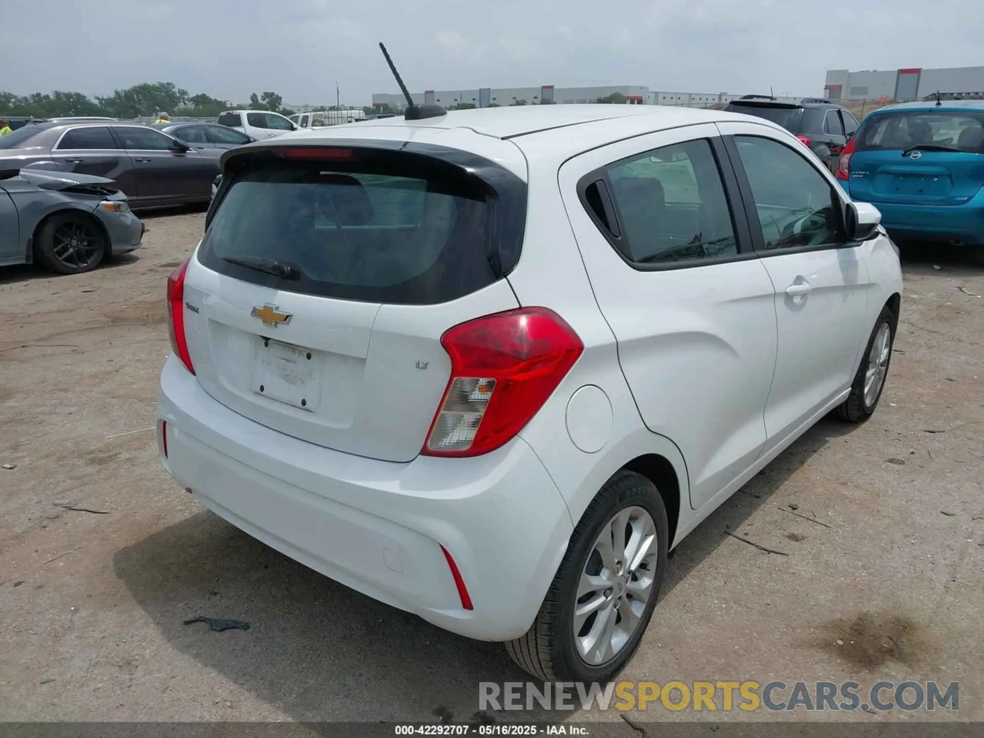 4 Photograph of a damaged car KL8CD6SA6MC730762 CHEVROLET SPARK 2021