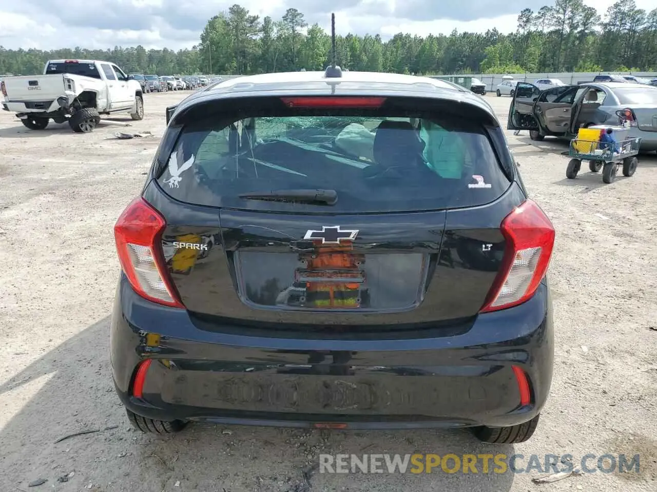 6 Photograph of a damaged car KL8CD6SA7MC226477 CHEVROLET SPARK 2021