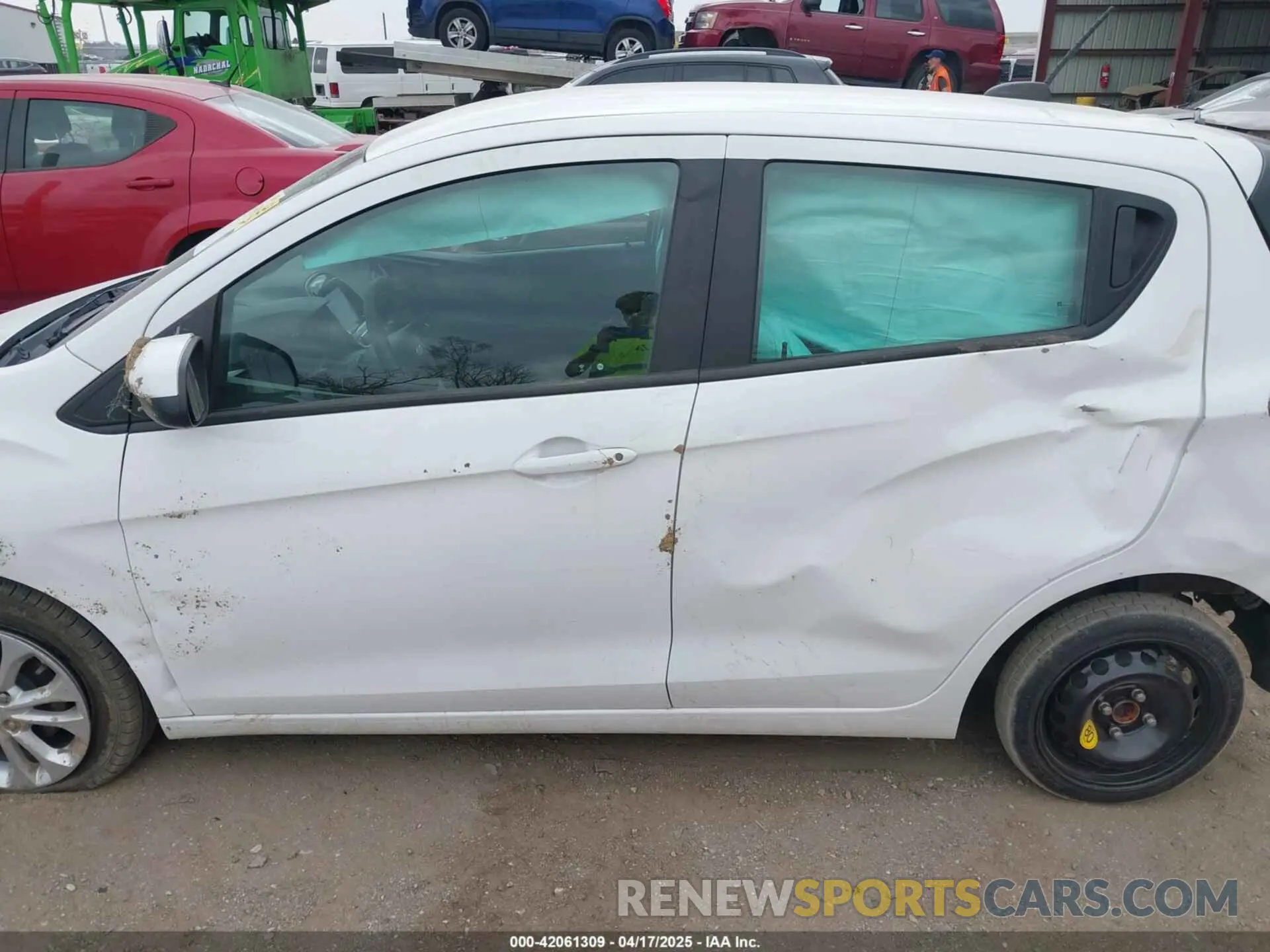 14 Photograph of a damaged car KL8CD6SA7MC721374 CHEVROLET SPARK 2021
