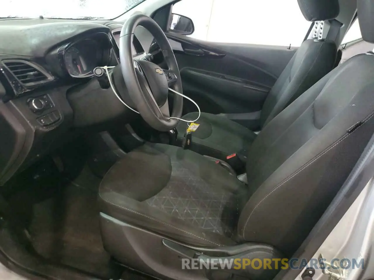 7 Photograph of a damaged car KL8CD6SA7MC730303 CHEVROLET SPARK 2021