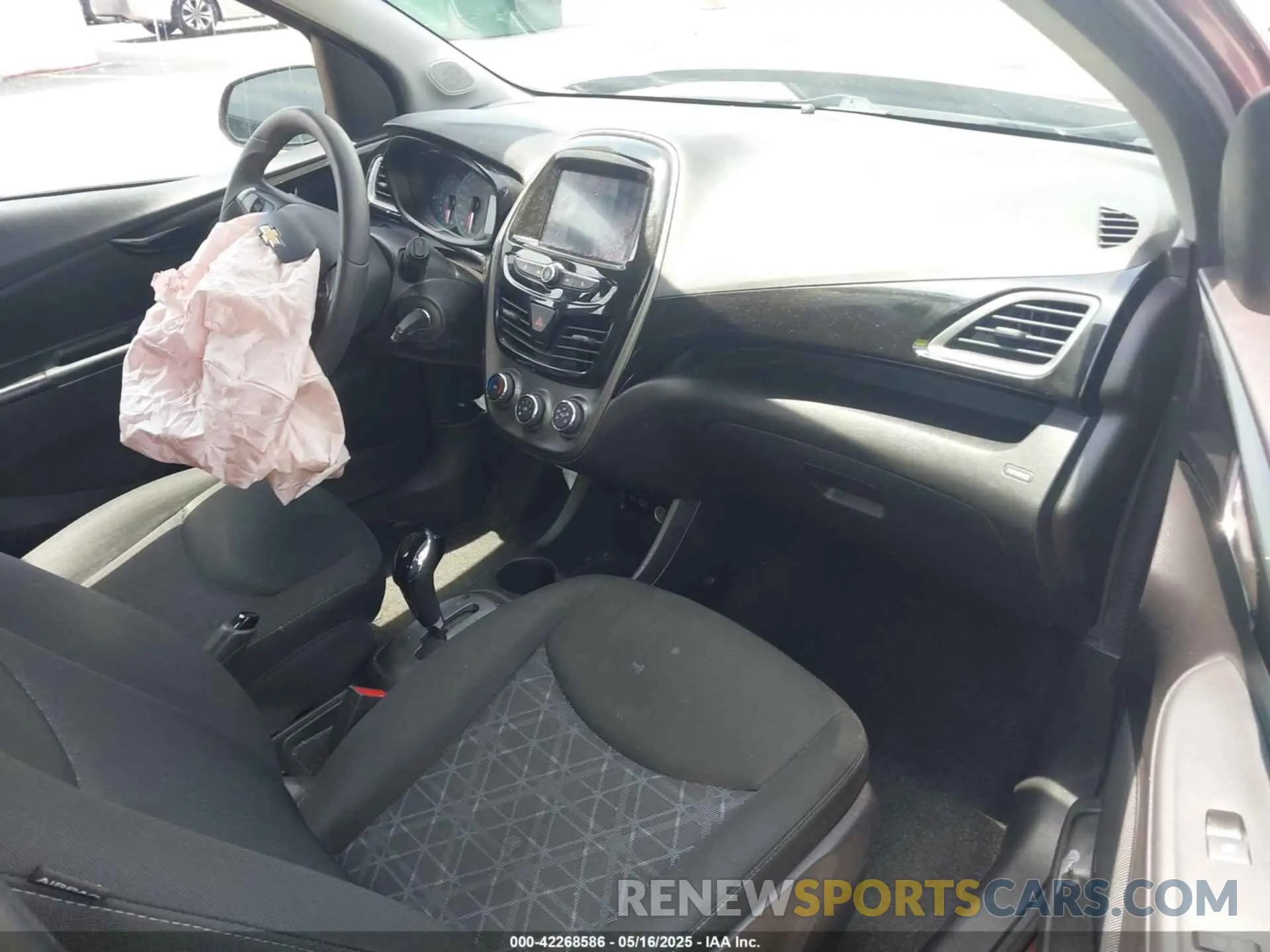 5 Photograph of a damaged car KL8CD6SA7MC749000 CHEVROLET SPARK 2021