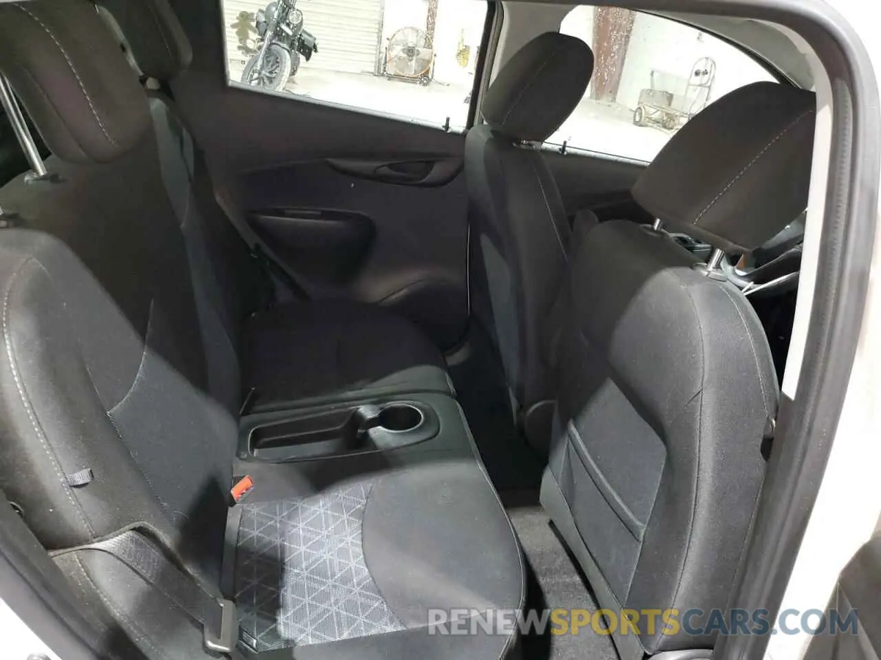 10 Photograph of a damaged car KL8CD6SA7MC749434 CHEVROLET SPARK 2021