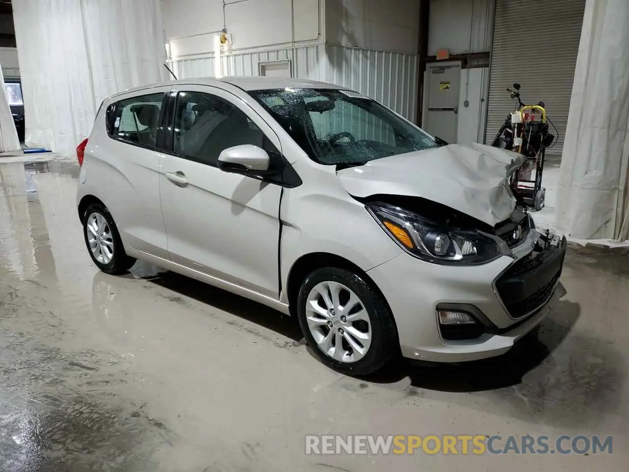 4 Photograph of a damaged car KL8CD6SA7MC749434 CHEVROLET SPARK 2021
