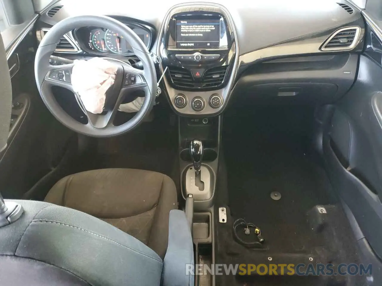 8 Photograph of a damaged car KL8CD6SA8MC716135 CHEVROLET SPARK 2021